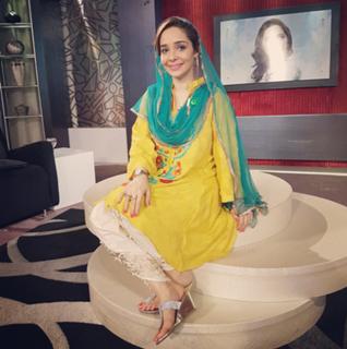 Juggun Kazim feet photo thumbnail