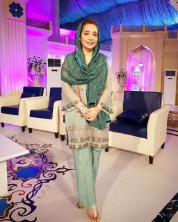 Juggun Kazim feet photo thumbnail