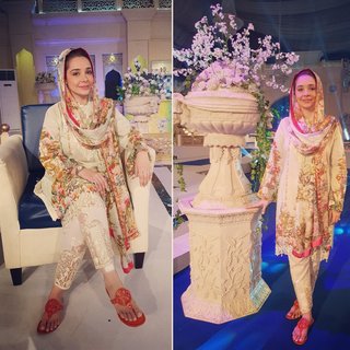 Juggun Kazim feet photo thumbnail