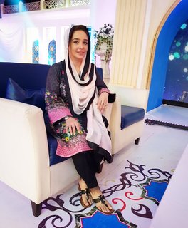 Juggun Kazim feet photo thumbnail