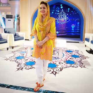 Juggun Kazim feet photo thumbnail