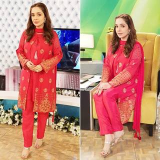 Juggun Kazim feet photo thumbnail