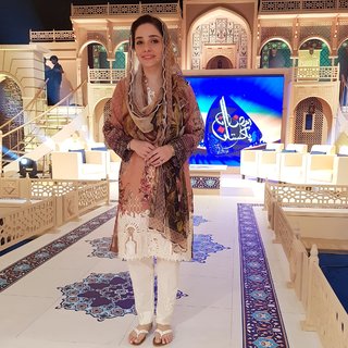 Juggun Kazim feet photo thumbnail