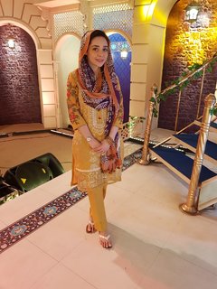 Juggun Kazim feet photo thumbnail