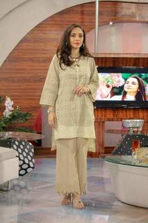 Juggun Kazim feet photo thumbnail