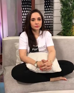 Juggun Kazim feet photo thumbnail