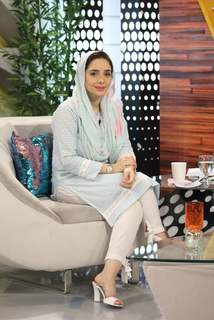 Juggun Kazim feet photo thumbnail