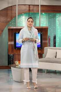 Juggun Kazim feet photo thumbnail