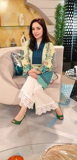 Juggun Kazim feet photo thumbnail