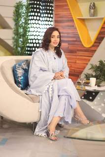 Juggun Kazim feet photo thumbnail