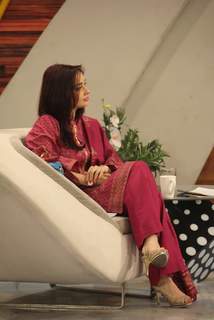 Juggun Kazim feet photo thumbnail