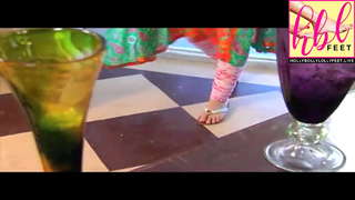 Juggun Kazim feet photo thumbnail