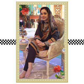 Juggun Kazim feet photo thumbnail