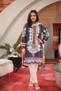 Juggun Kazim feet photo thumbnail