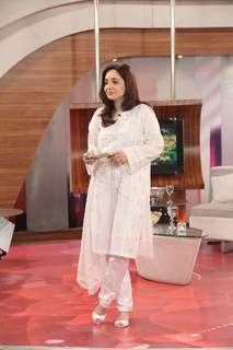 Juggun Kazim feet photo thumbnail