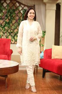 Juggun Kazim feet photo thumbnail