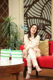 Juggun Kazim feet photo thumbnail