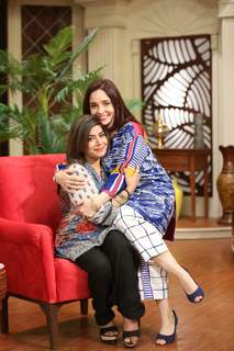 Juggun Kazim feet photo thumbnail