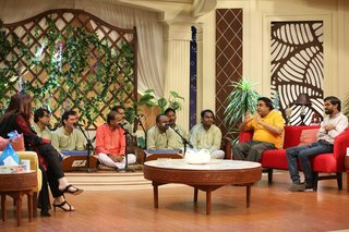 Juggun Kazim feet photo thumbnail