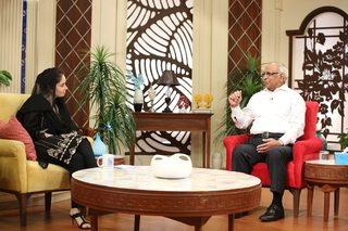 Juggun Kazim feet photo thumbnail