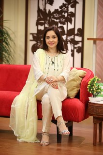 Juggun Kazim feet photo thumbnail