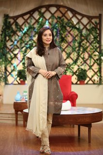 Juggun Kazim feet photo thumbnail