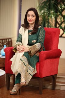 Juggun Kazim feet photo thumbnail