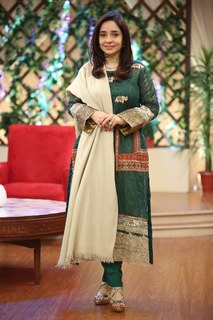 Juggun Kazim feet photo thumbnail