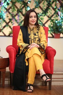 Juggun Kazim feet photo thumbnail