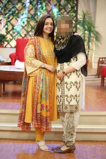 Juggun Kazim feet photo thumbnail