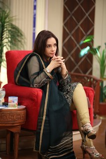 Juggun Kazim feet photo thumbnail