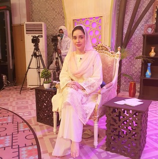 Juggun Kazim feet photo thumbnail