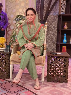 Juggun Kazim feet photo thumbnail