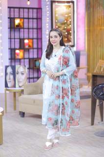 Juggun Kazim feet photo thumbnail