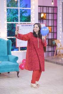 Juggun Kazim feet photo thumbnail