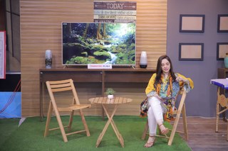 Juggun Kazim feet photo thumbnail