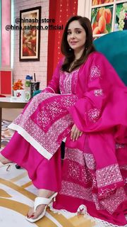 Juggun Kazim feet photo thumbnail