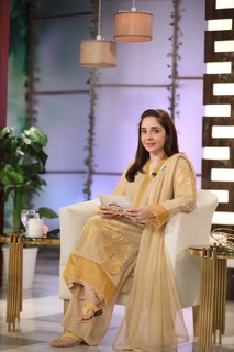 Juggun Kazim feet photo thumbnail