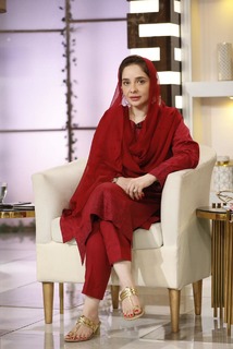 Juggun Kazim feet photo thumbnail