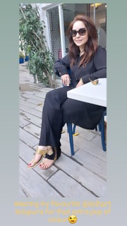 Juggun Kazim feet photo thumbnail
