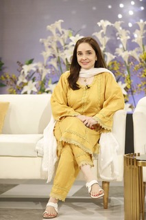 Juggun Kazim feet photo thumbnail