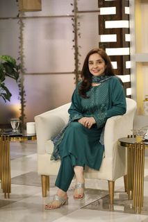 Juggun Kazim feet photo thumbnail