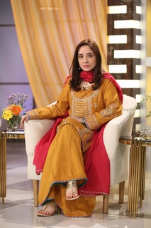 Juggun Kazim feet photo thumbnail