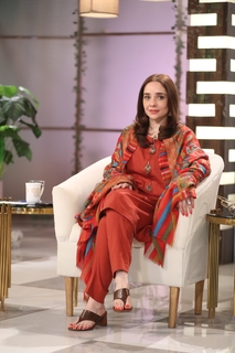 Juggun Kazim feet photo thumbnail