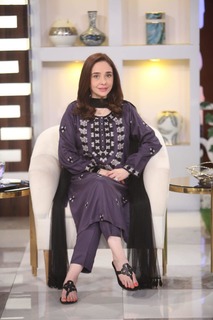 Juggun Kazim feet photo thumbnail