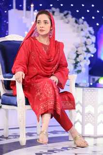 Juggun Kazim feet photo thumbnail