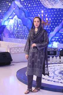 Juggun Kazim feet photo thumbnail