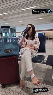 Juggun Kazim feet photo thumbnail