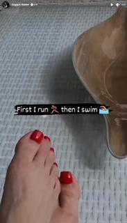 Juggun Kazim feet photo thumbnail