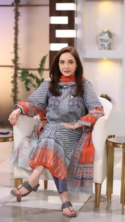 Juggun Kazim feet photo thumbnail